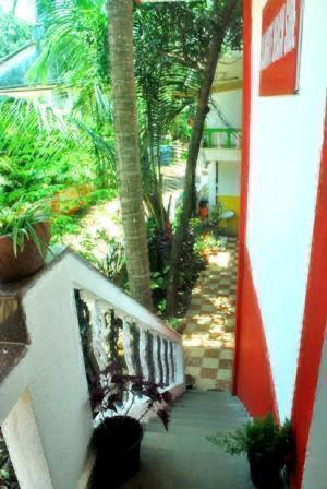 Calangute Beach Side Hotel ภายนอก รูปภาพ